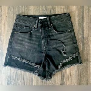 Good American 🇺🇸 Good Curve Shorts - Size 2/26!